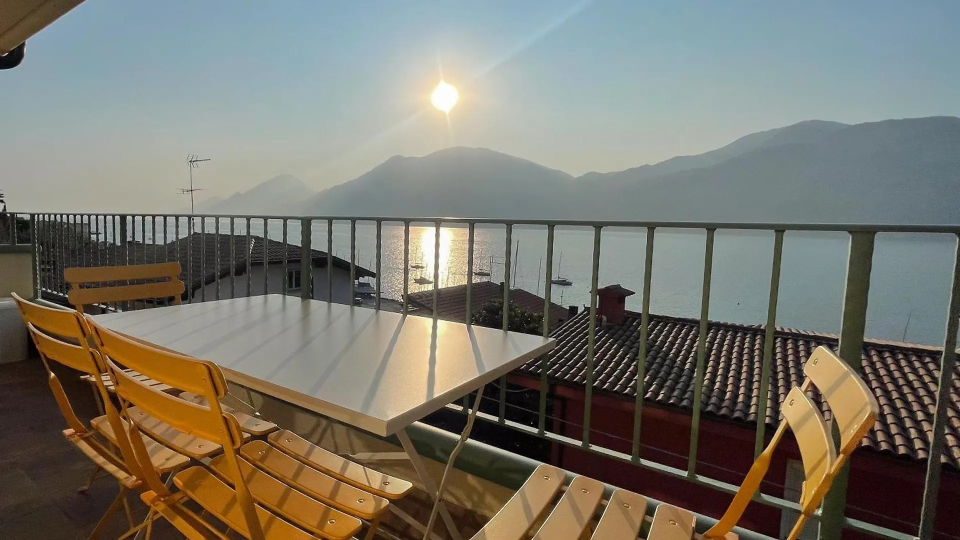Hometerra Brenzone sul Garda Apartment